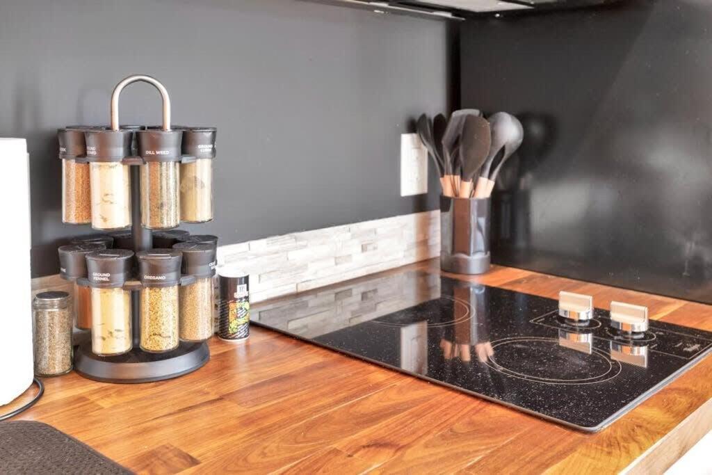 Cozy 1 Bedroom Apt Kitchen Central Danbury Exteriér fotografie